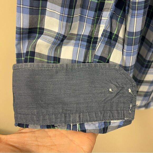 Banana Republic blue plaid button down size L - Picture 3 of 7